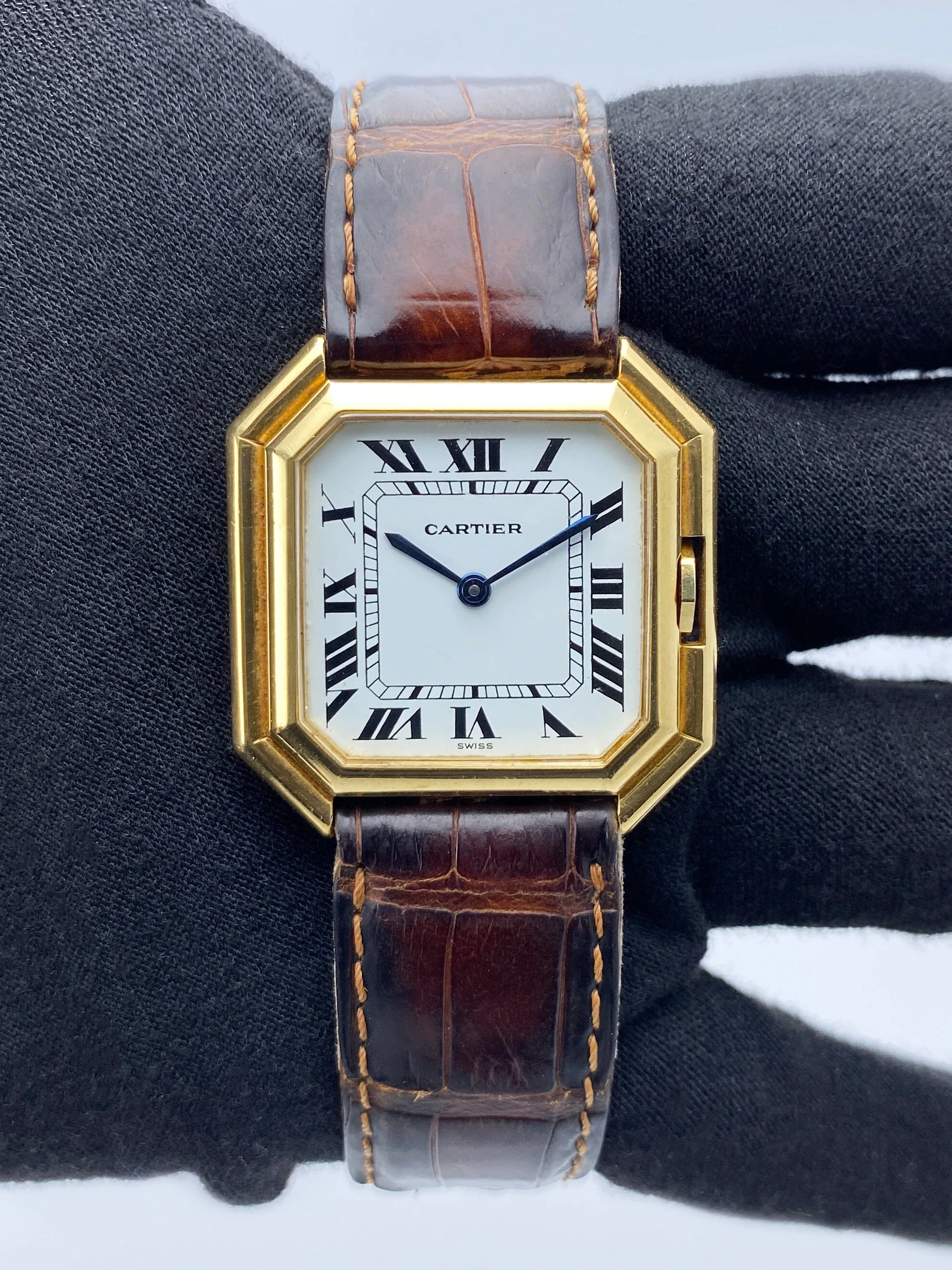 Cartier Ceinture Paris 1700 18K Yellow Gold Watch